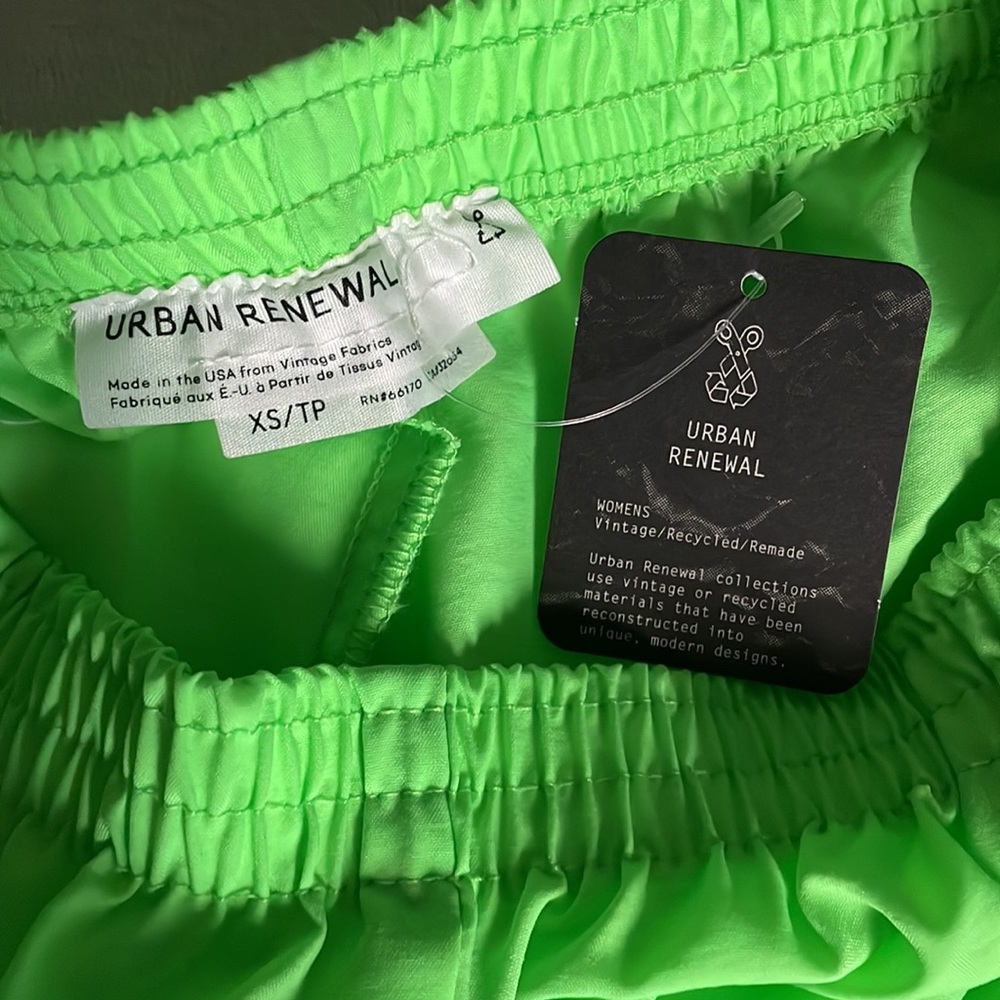NWT UO Urban Renewal Upcycled Vintage Windbreaker Remnant Neon Nylon Shorts XS/S - Picture 4 of 4